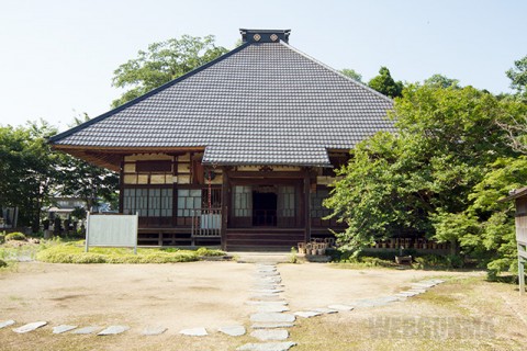 青蓮寺本堂