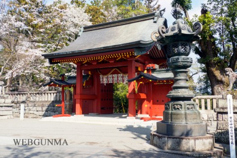 貫前神社唐銅製燈籠