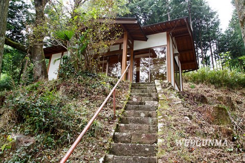 伏見山十一面観音の堂宇