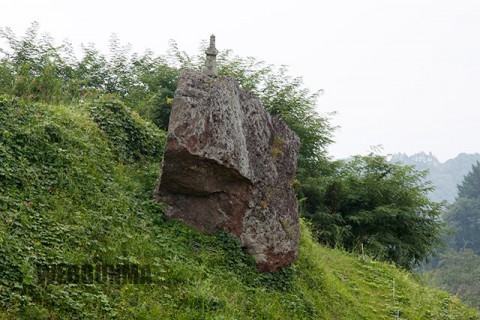 田ノ神様（今井の宝篋印塔）