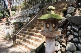 小幡八幡宮の石垣