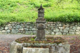 小幡藩初代藩主 織田信良の墓