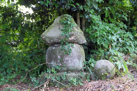 後閑の五輪塔（桐生市指定重要文化財）