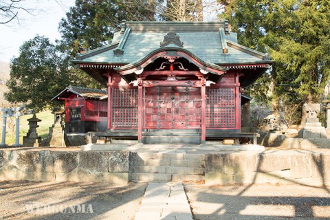 川田神社拝殿